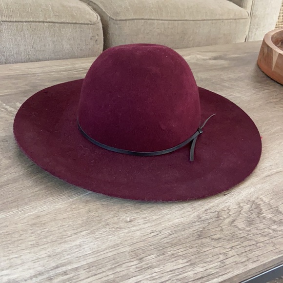 High end brand Women’s fedora felt hat - Picture 7 of 8